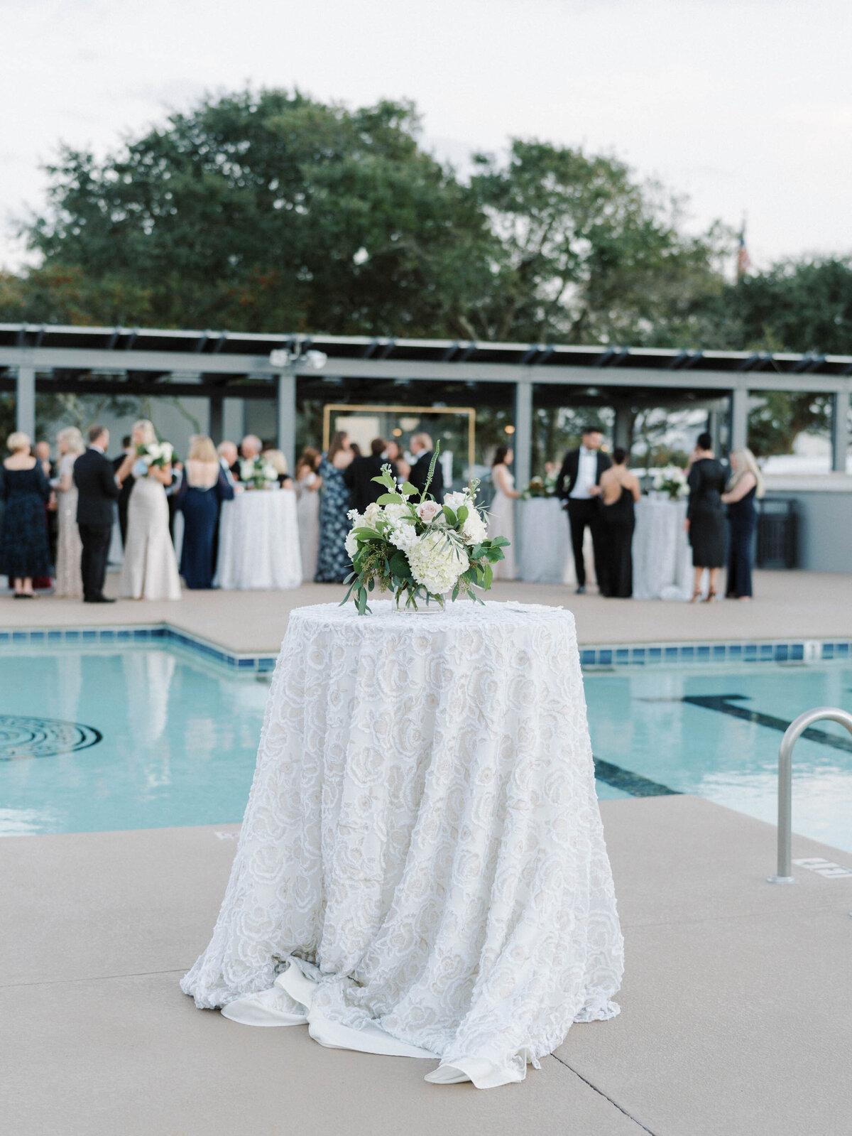 figure-eight-island-yacht-club-wedding-097