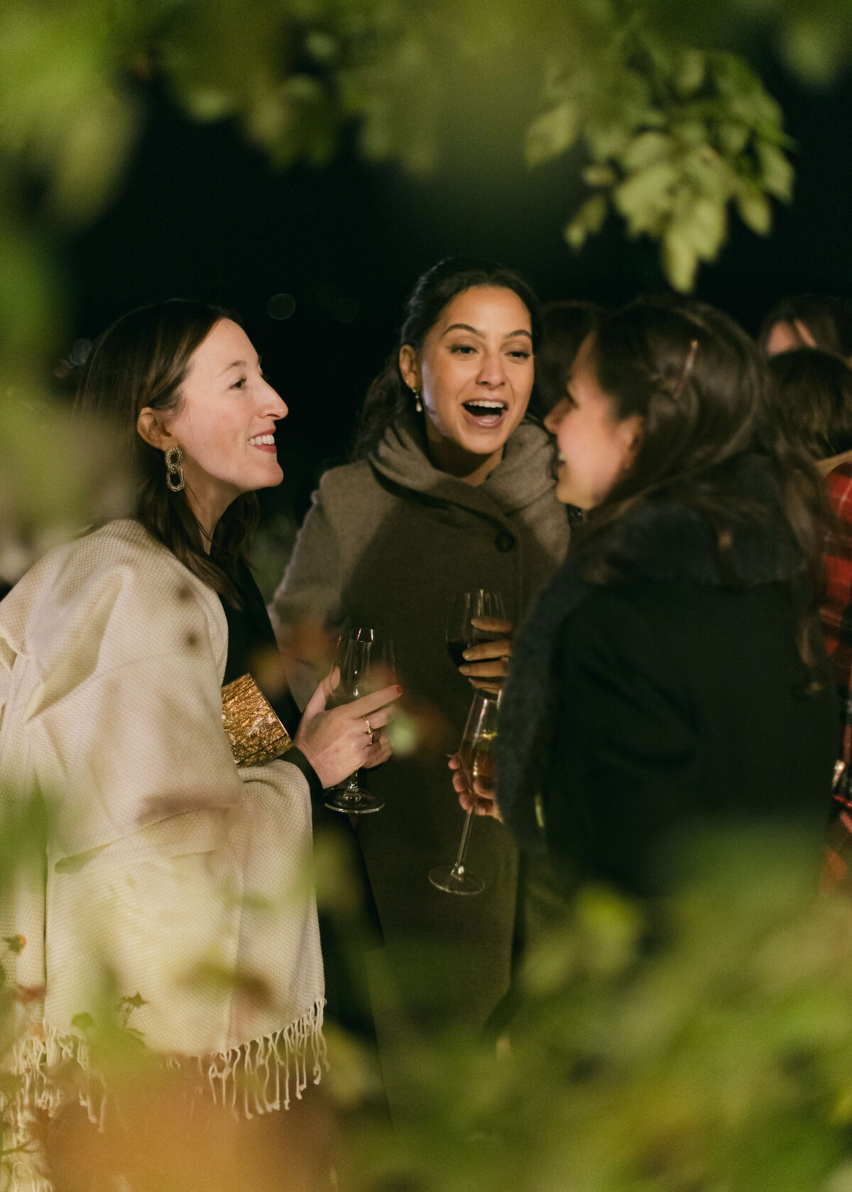 chloe-lowe-wedding-euridge-manor-cotswolds-reception-terrace-candids