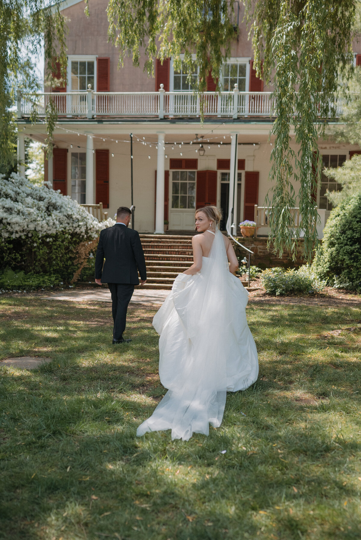 Lauren-Carly-Photo--Highlands-Mansion-European-Countryside-Garden-Wedding-NJ-PA-Destination-Wedding-Photographer--009904