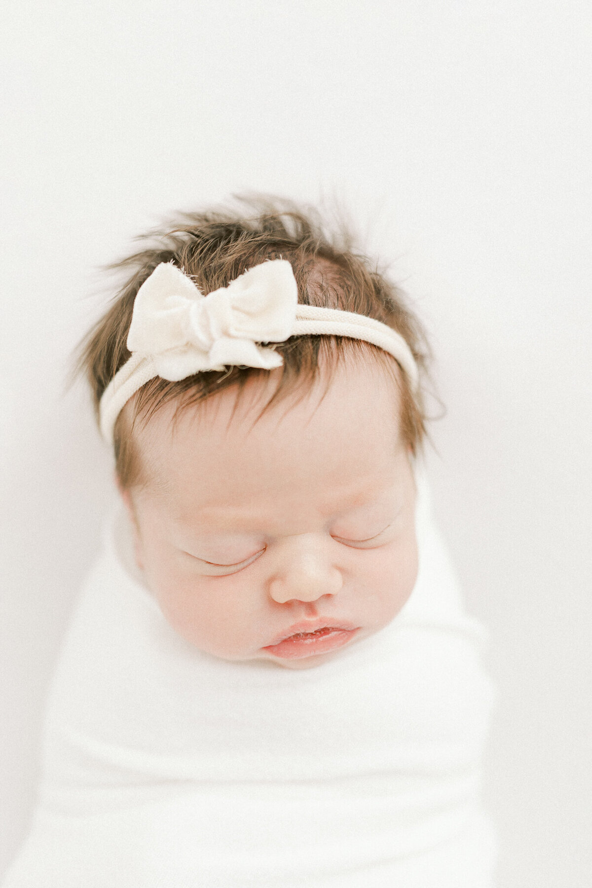 Best newborn photographer in Sagamore Hills near Cleveland Ohio