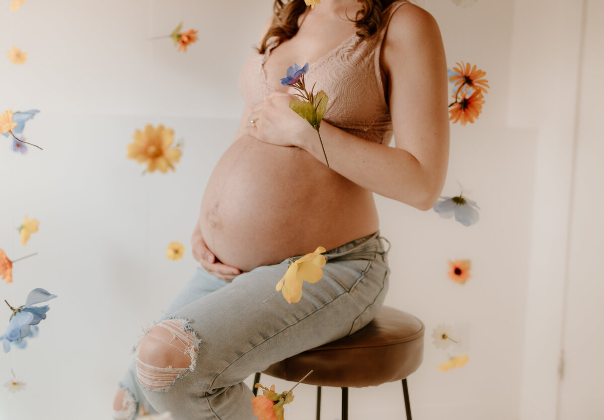 Maternity Pregnant Woman flowers-011