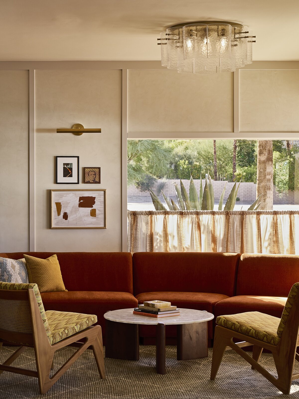 Life-House-Palm-Springs_Hotel-Lobby-Lounge-Vertical
