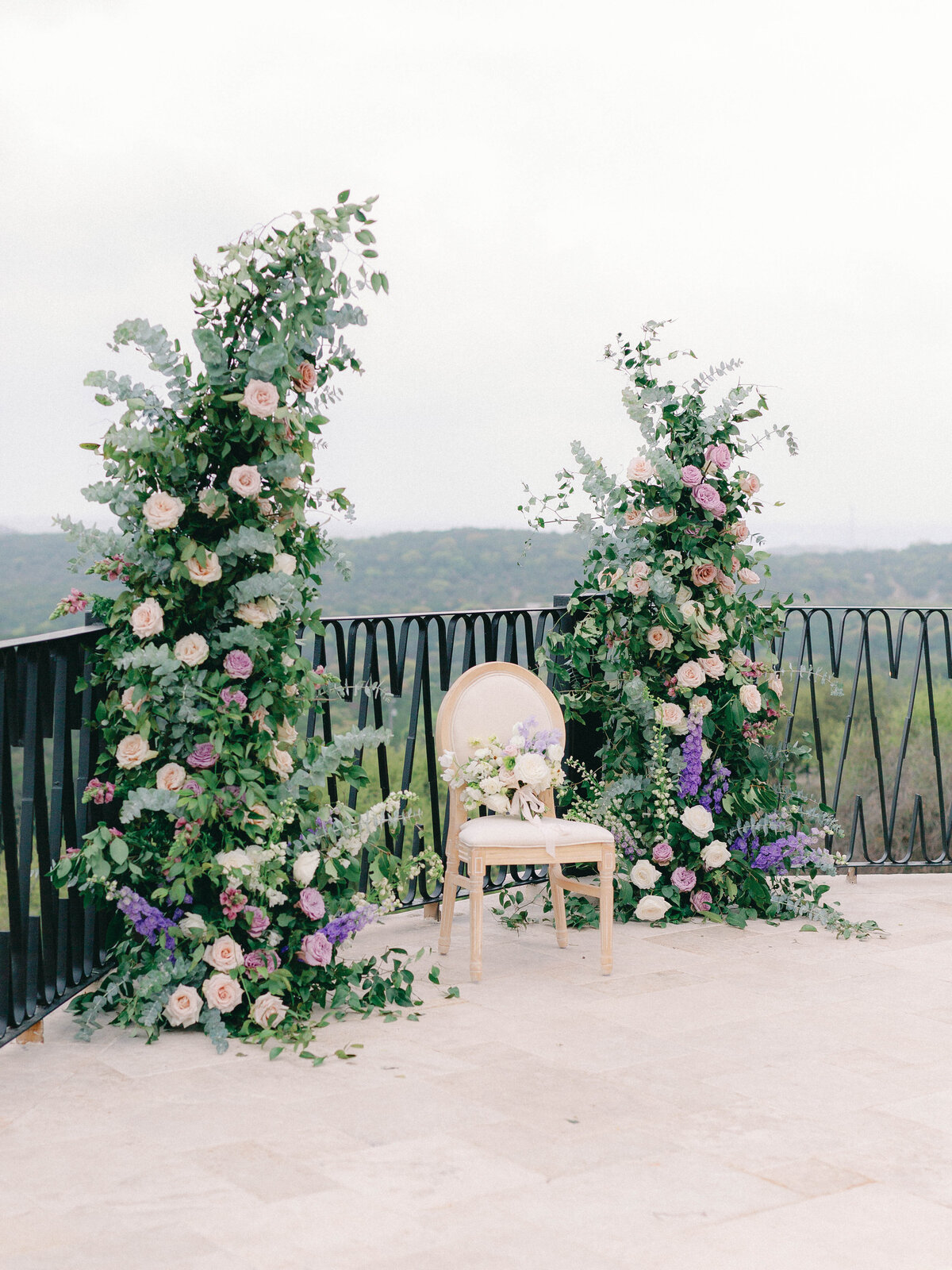 Shelby Day Photography is a light & airy wedding film photographer based in Houston and Austin, Texas.