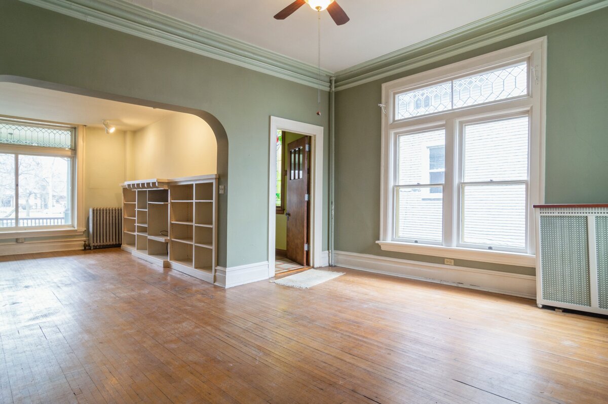 08 - Front Dining_Living Room