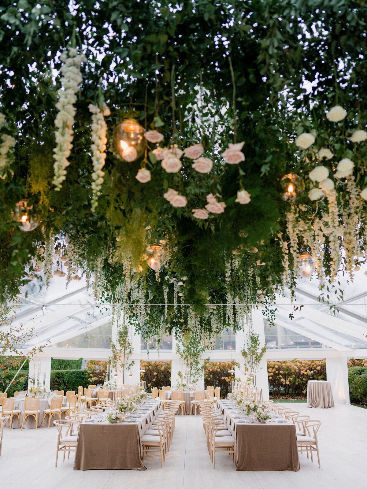 fall-tented-wedding-planner-hudson-valley-ny