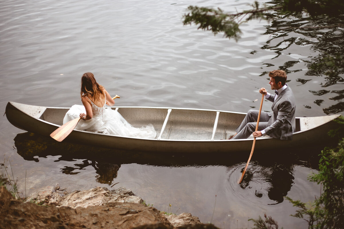 wedding, canoe, river, victoria, british columbia, first look