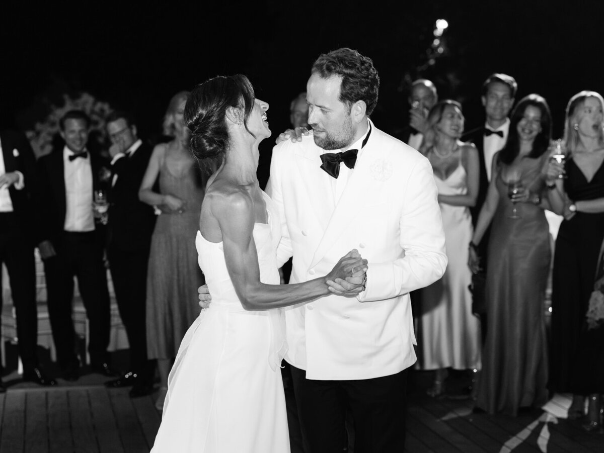 Black-Tie-Wedding-at-Four-Seasons-and-Vouliagmeni-Lake-110