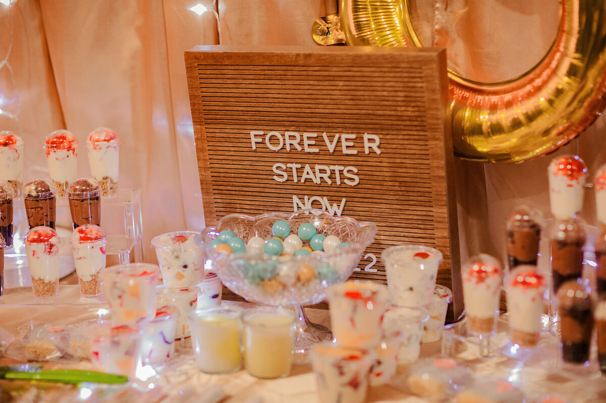 Decor(10)