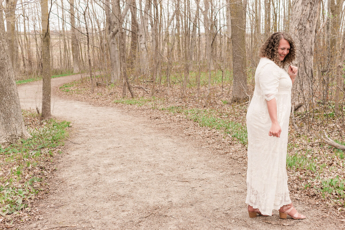 Milwaukee based photographer, Milwaukee wedding photographer, wisconsin photographer, Meredith Mutza Photography, headshot photography, Milwaukee portrait photographer, Milwaukee wisconsin Portraits, Portraits in Milwaukee Wisconsin, Portrait photographer, Headshot Photographer,  white dress, Appleton Wisconsin