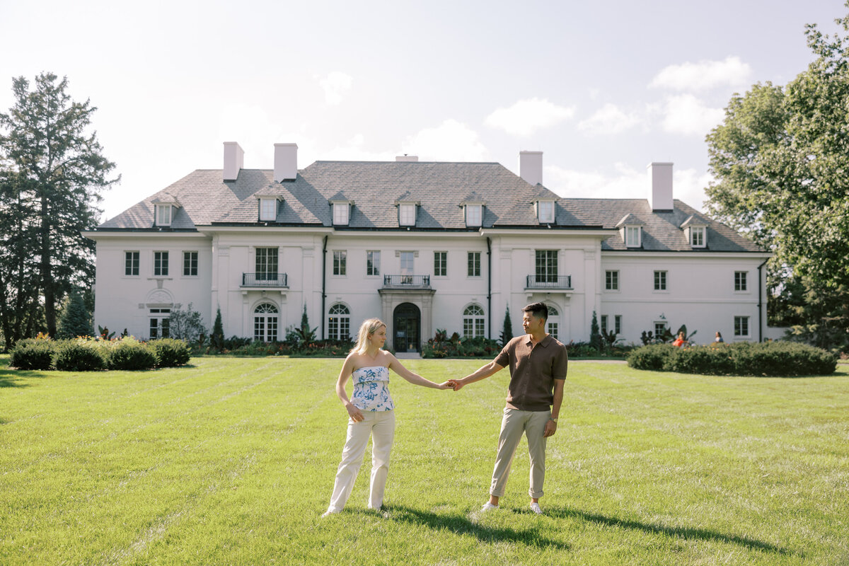 Ivan & Louise Wedding Photography - Indianapolis Wedding Photographers - Newfields Engagement Session