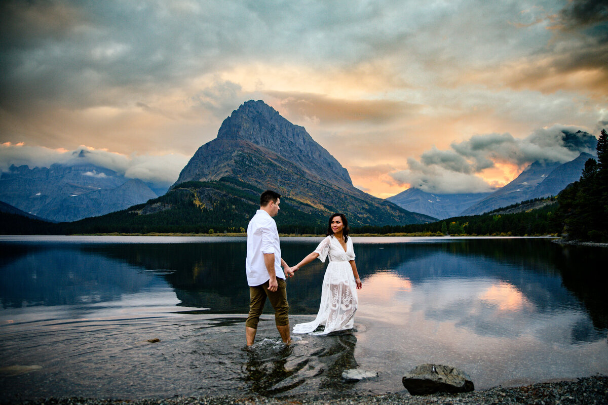 Glacier-park-elopement-montana-wedding-engagement-proposal-photographer-planning053