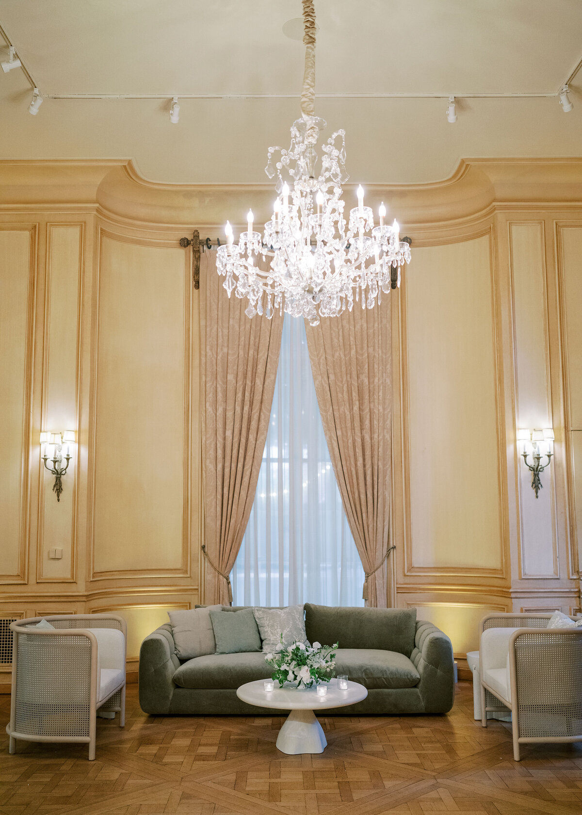 Vicki Grafton Elevated DC Wedding Photographer Meridian House 215