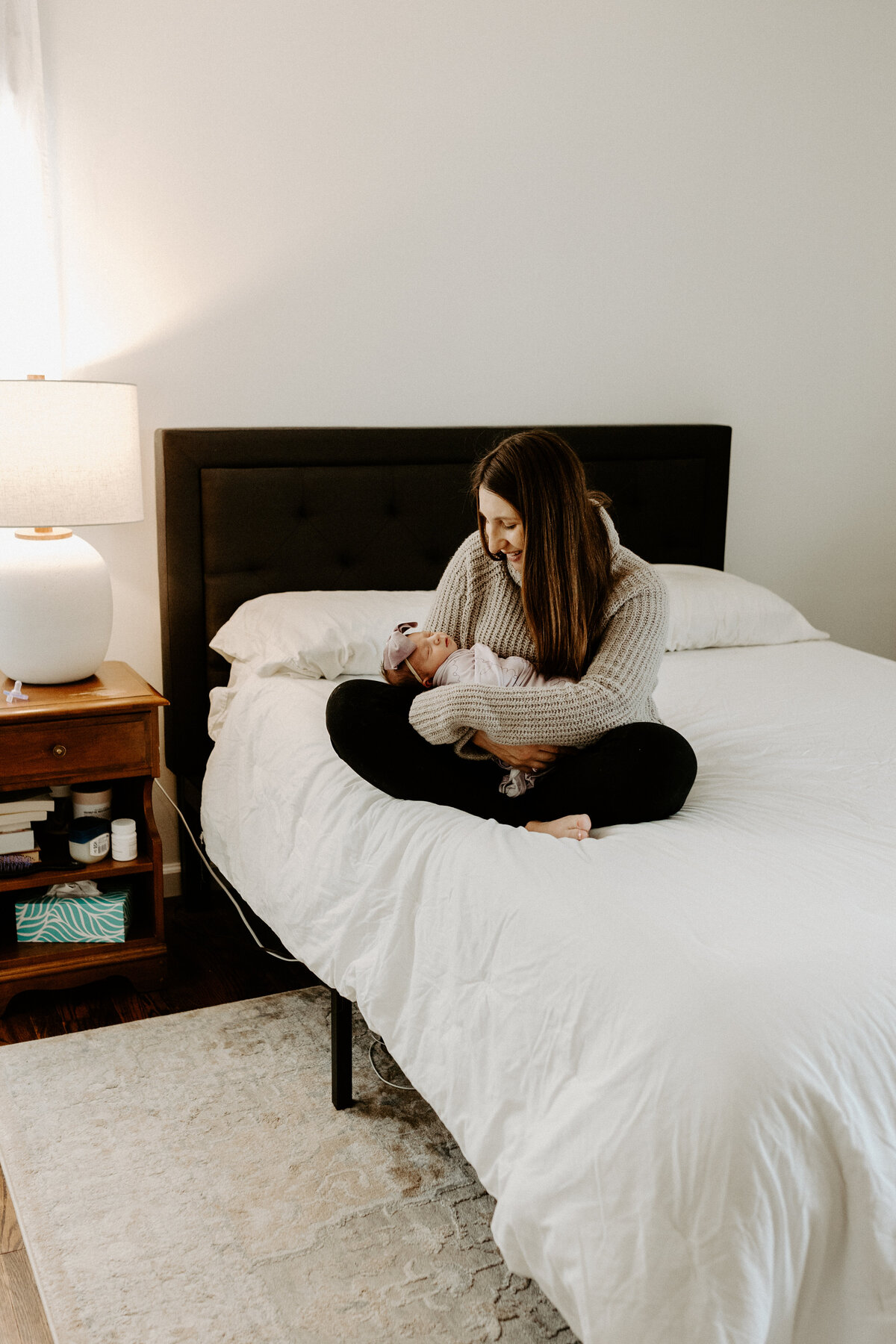 Blissfullybriphotography-Pittsburgh-newborn-home-hailey-isabelle-045