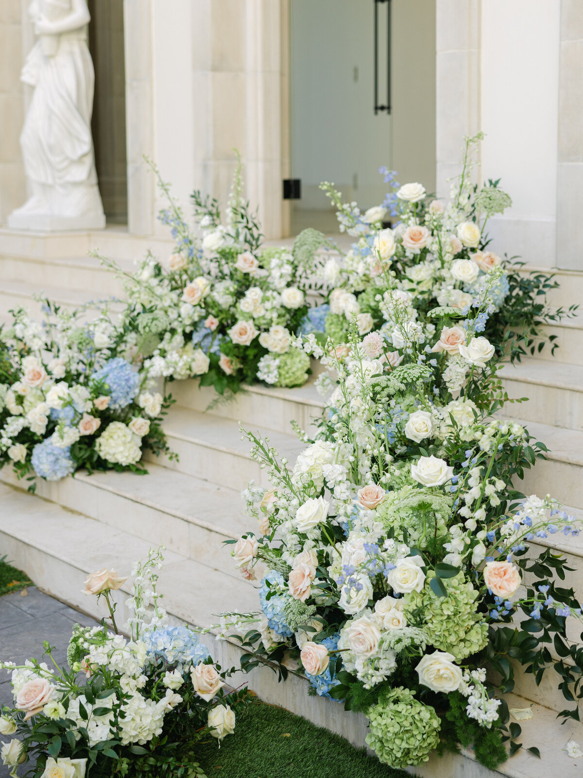 chateau-nouvelle-wedding-ceremony-the-lilee-cottage2