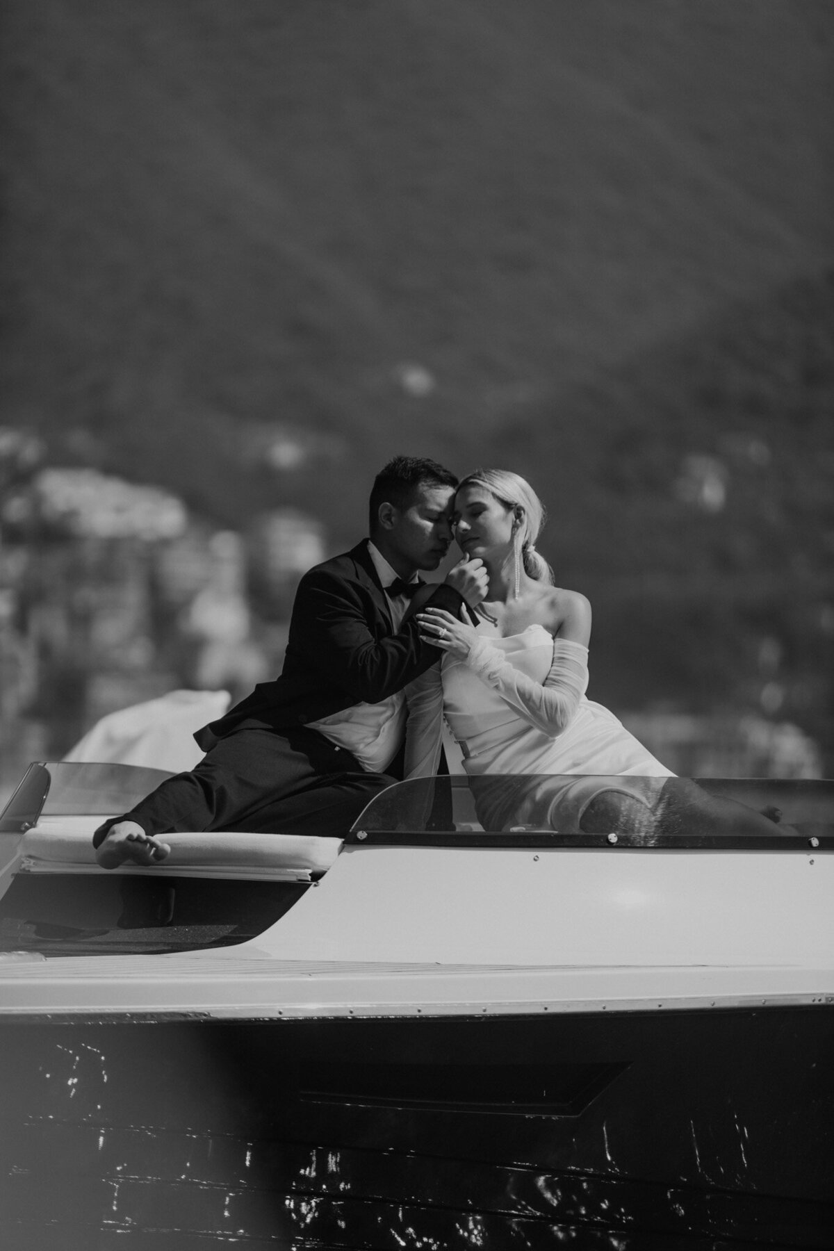Destination elopement photographer and planner.  Specializing in all inclusive elopement packages. 