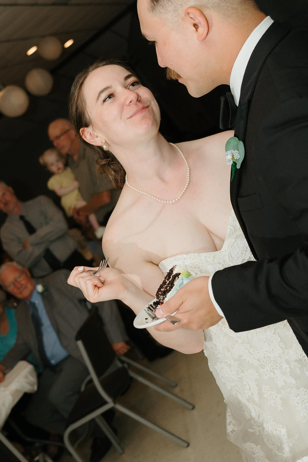 Traditional summer church wedding Rochester MN | Oduma photography -111