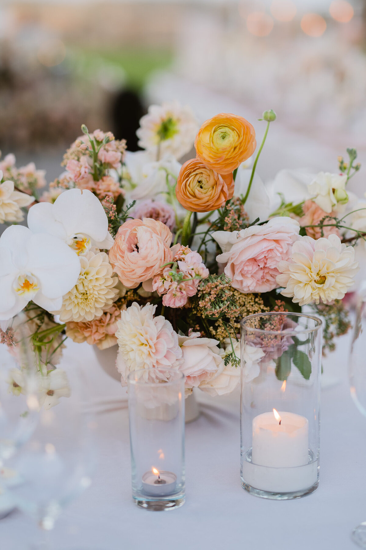 bride and groom ceremony outdoor pictures