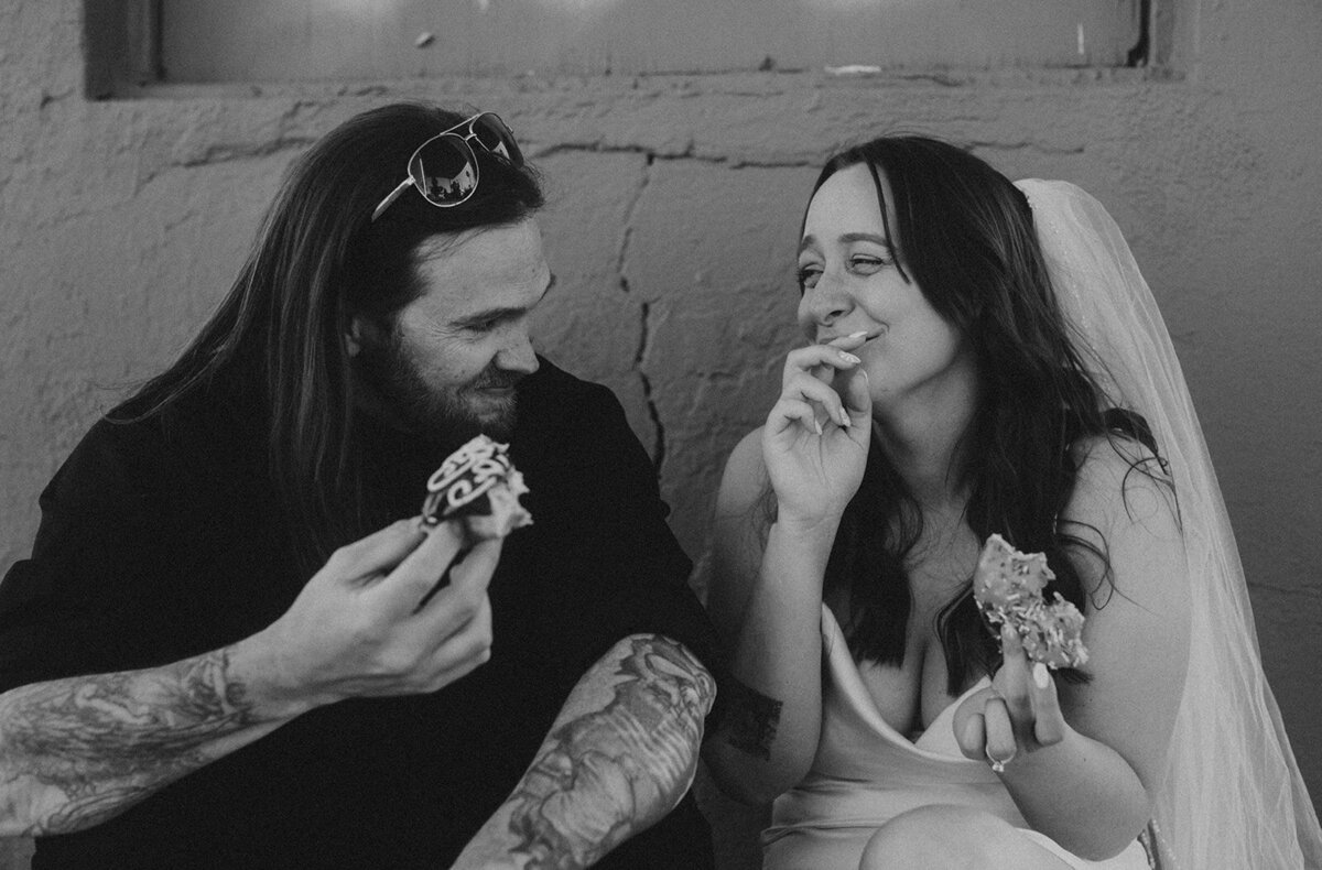 las vegas elopement eating donuts