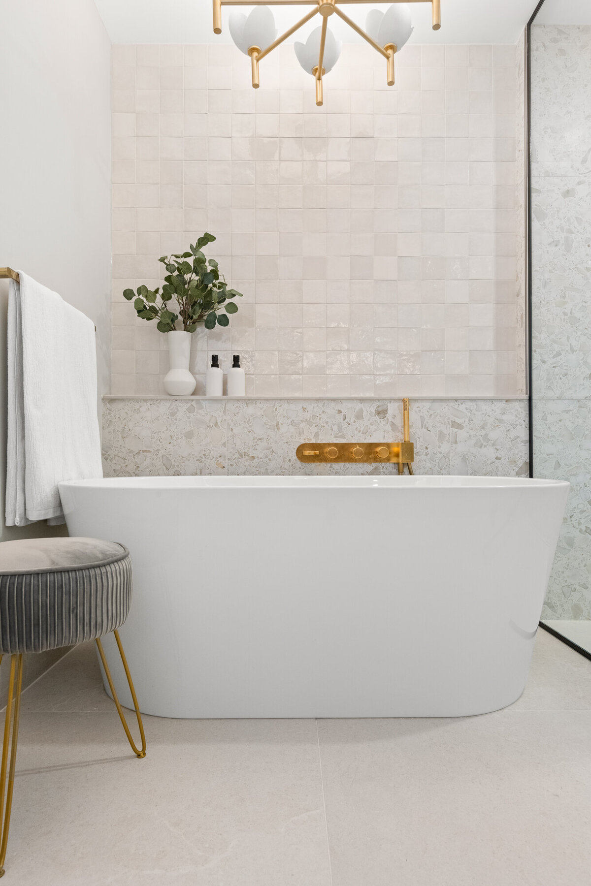 final image of our botanical luxe ensuite bathroom design project