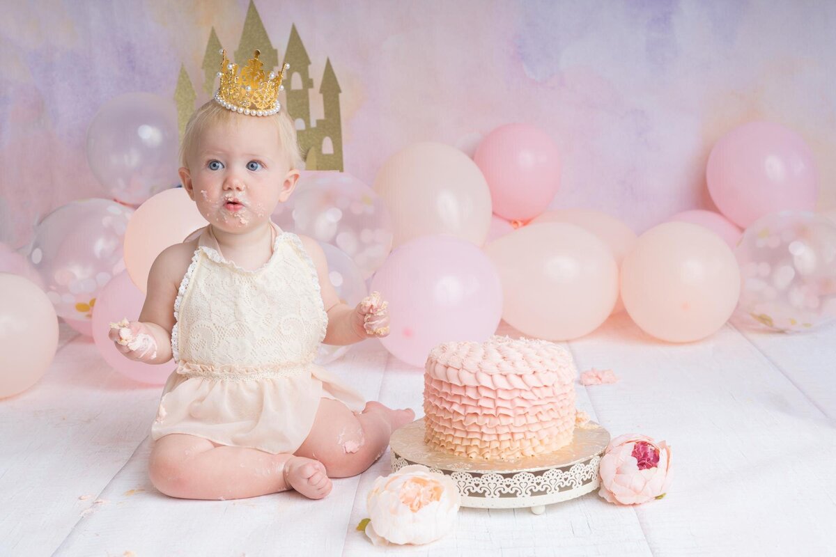 Quinn 1 year cake smash princess-1119