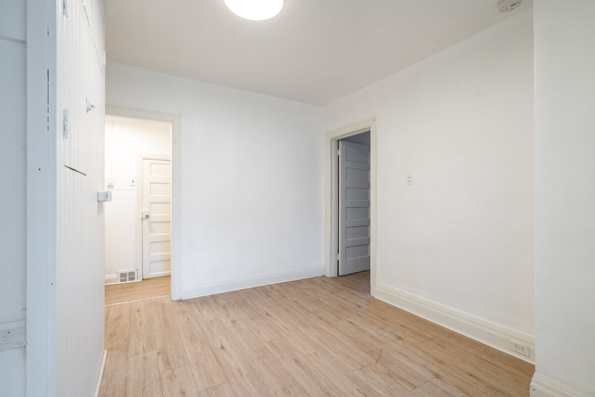 016_Dining Room