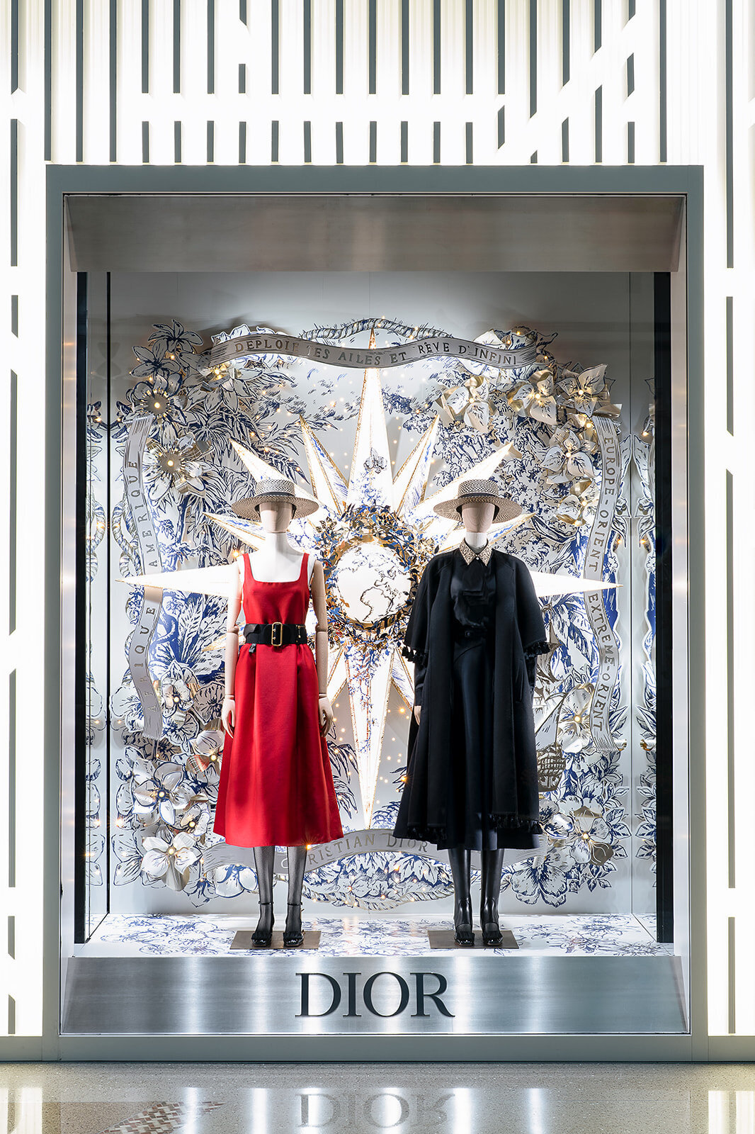 Dior Crystals Las Vegas 2022 - 5