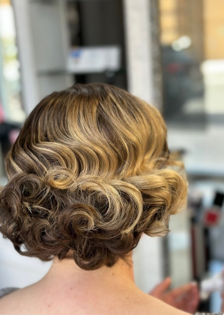 yourgirlfridaylv-vintage-bridal-hair-waves