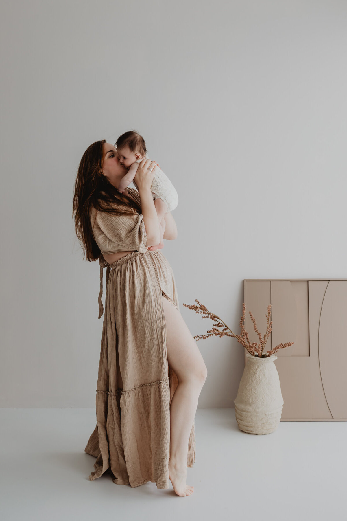 Momentsbymichelle-StudioMoments-Motherhood-79
