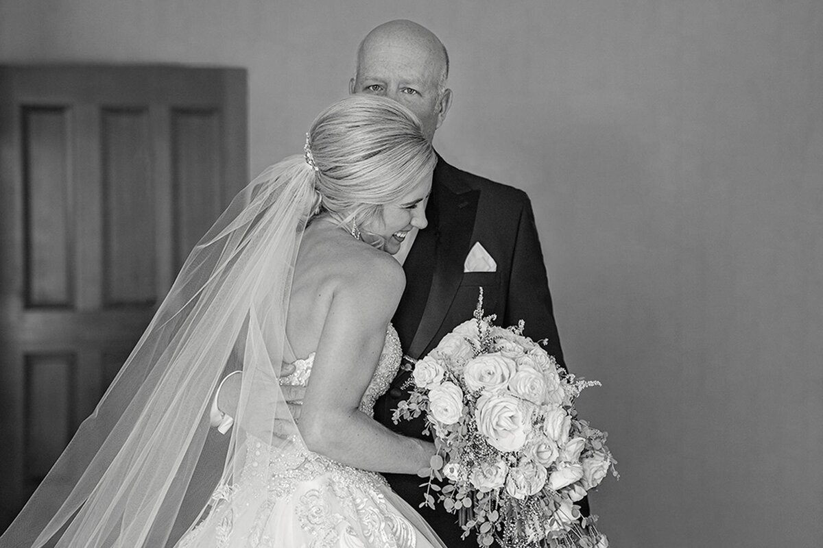 daddy daughter wedding day moments