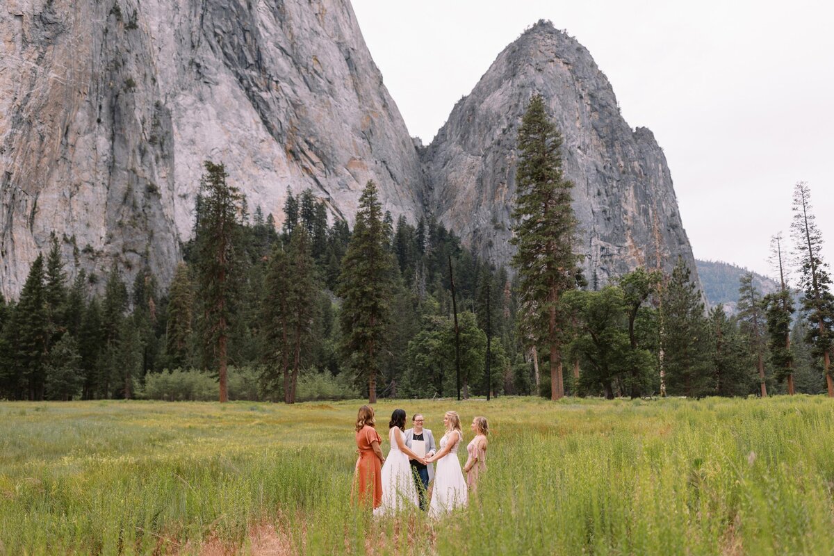 Summer_Sunrise_Yosemite_Elopement_Amber_Sarah-482