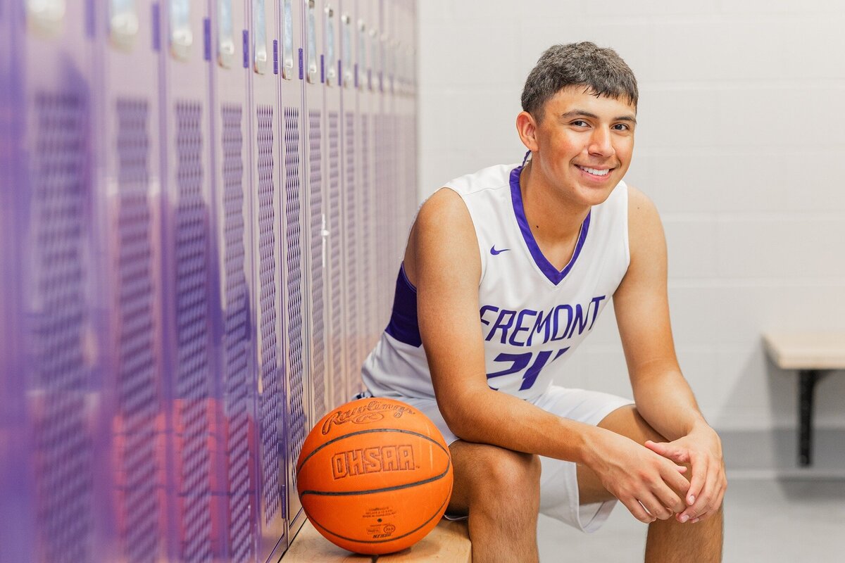isaac-ohio-basketball-senior-photos-13