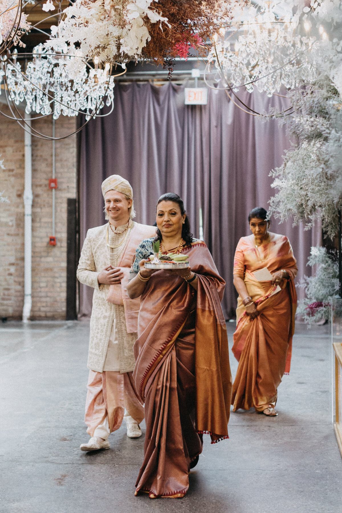 Morgan MFG_ Indian Fusion Wedding with Eastern and Western Design_22