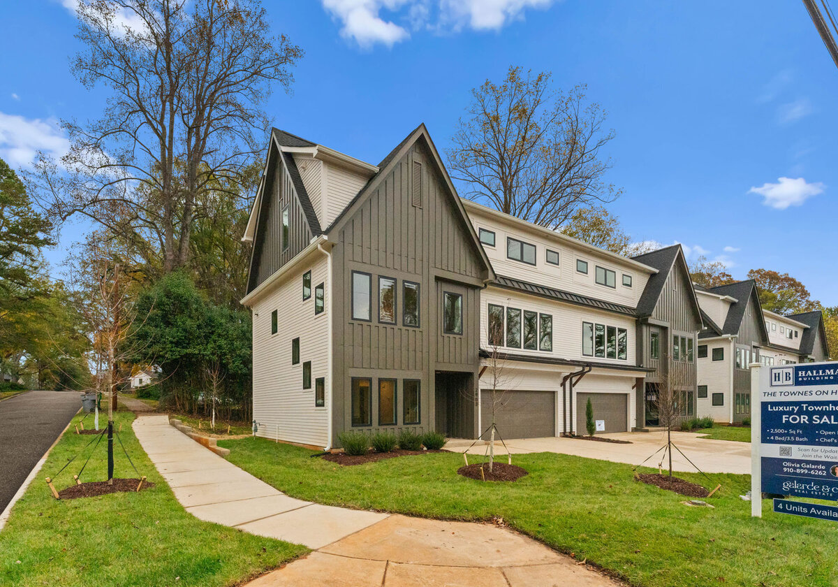 Hilliard Dr_Ext-02