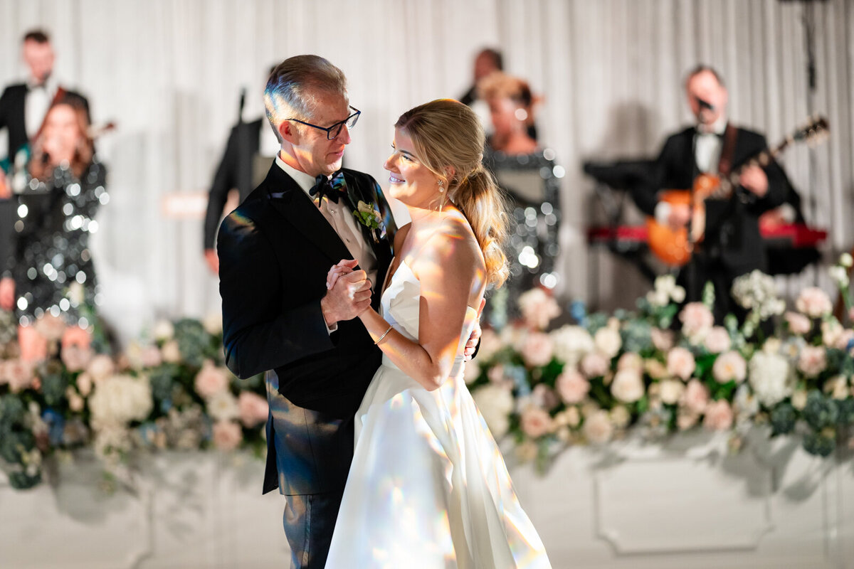 Grand Rapids Wedding Photographer JW Marriott789