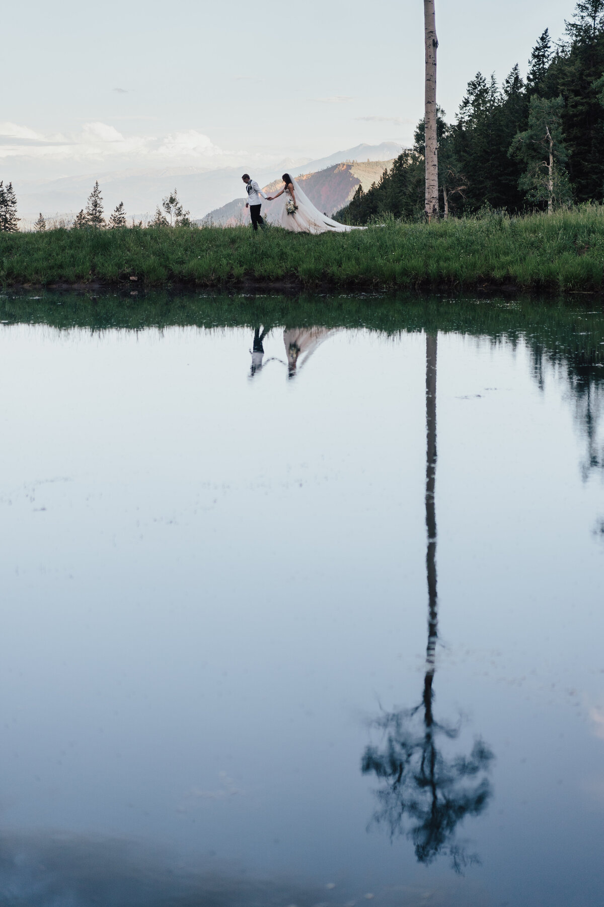 picturesque-romantic-tented-wedding