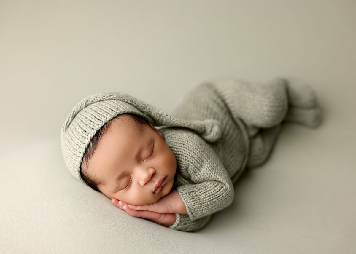 Charlotte-Newborn-photographer131