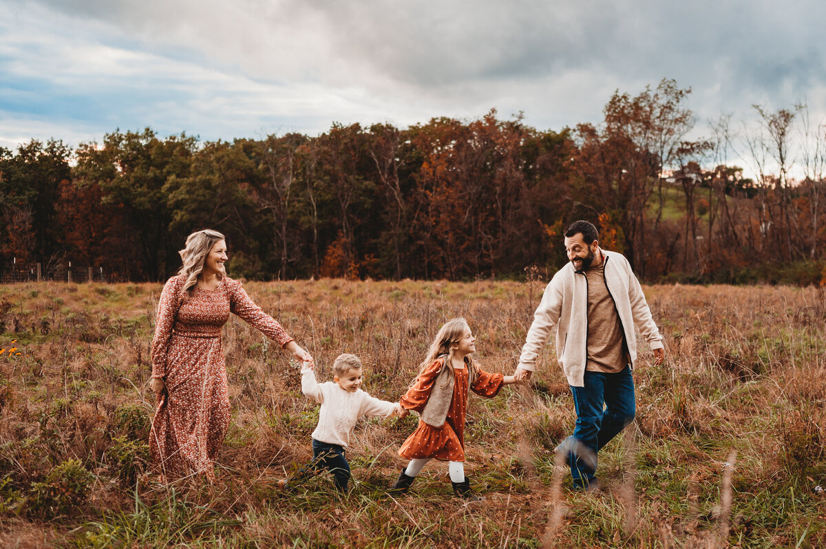 Central-PA-fall-family-photographer-30