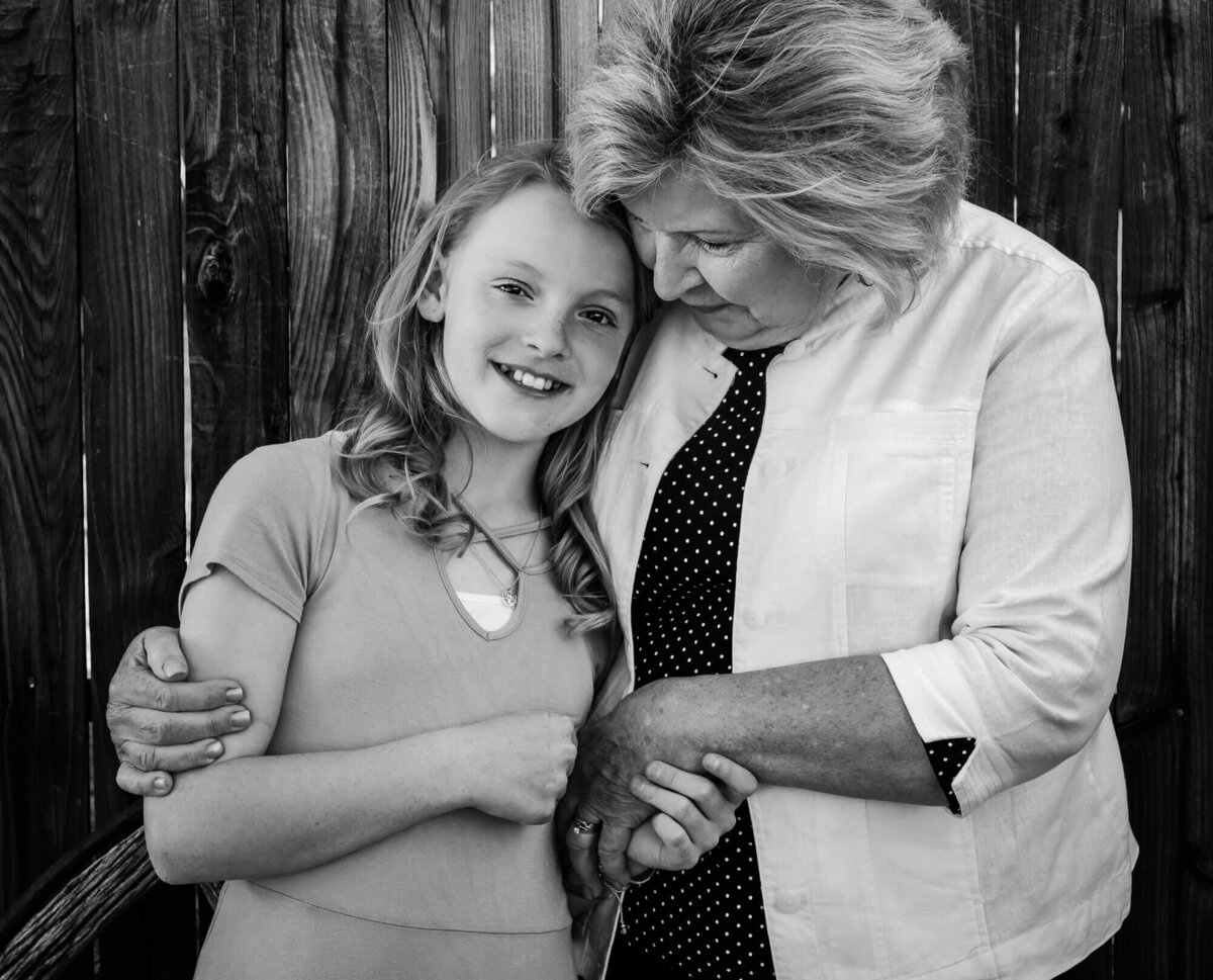 Granny poses with granddaughter in Prescott family photos with Melissa Byrne