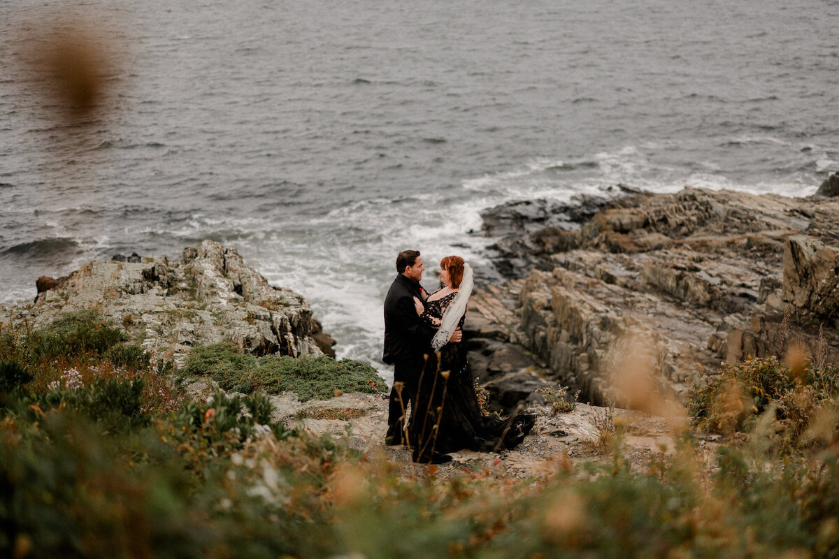 wedding-photos-at-cliff-house-maine