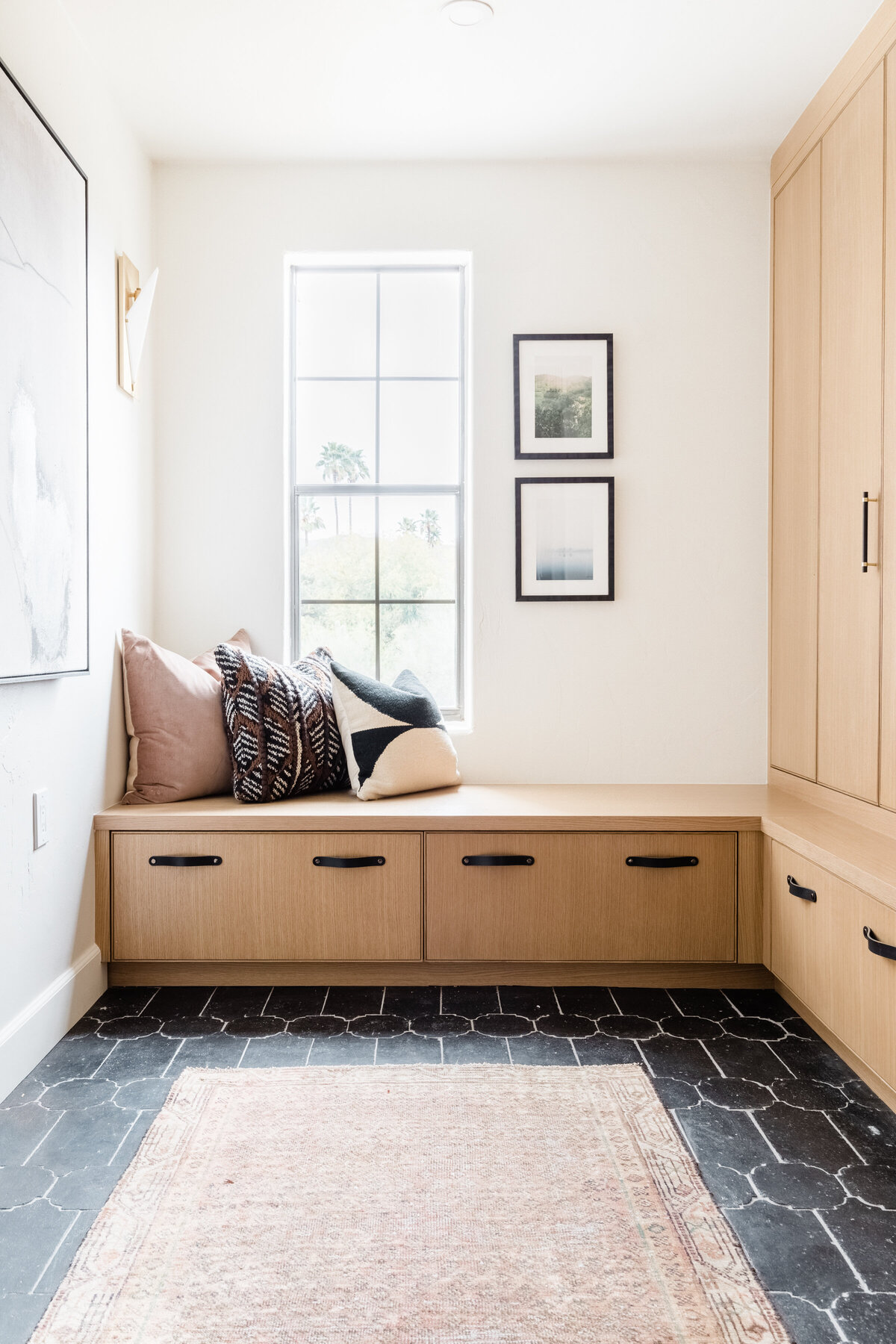 girls-at-flourish-nashville-interior-design-photographers-luxury107
