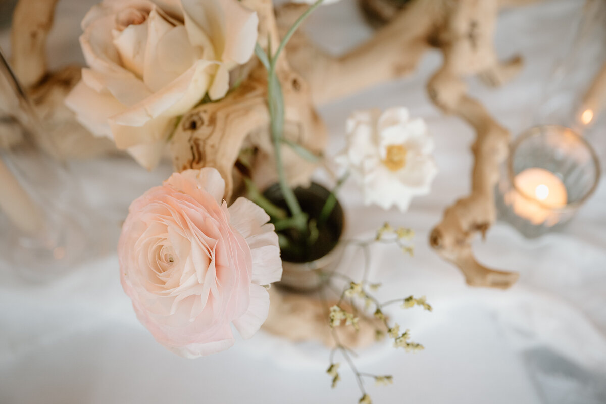 coastal-wedding-flowers
