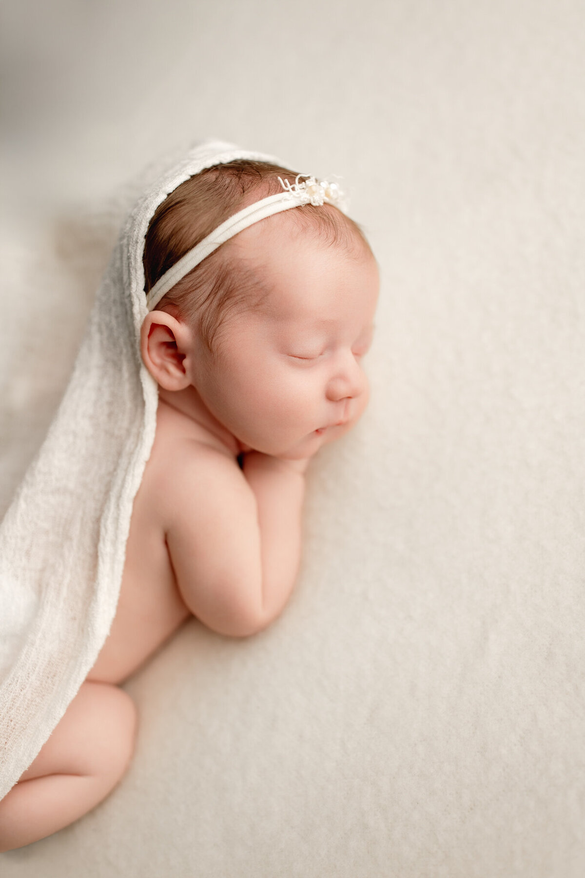 newborn photographer near me, Northwest Arkansas newborn photoshoot, newborn portraits Cave Springs, Bentonville newborn photography