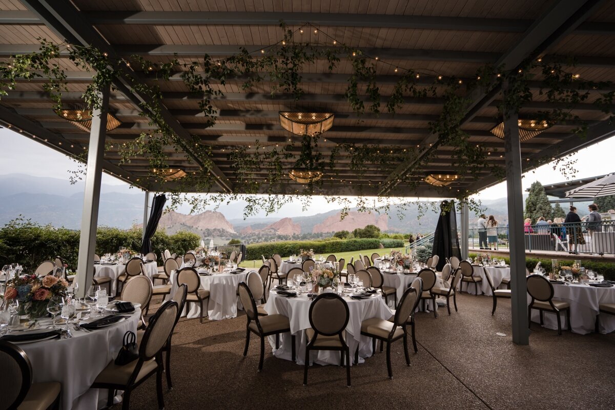 wedding ceremonies garden of the gods resort