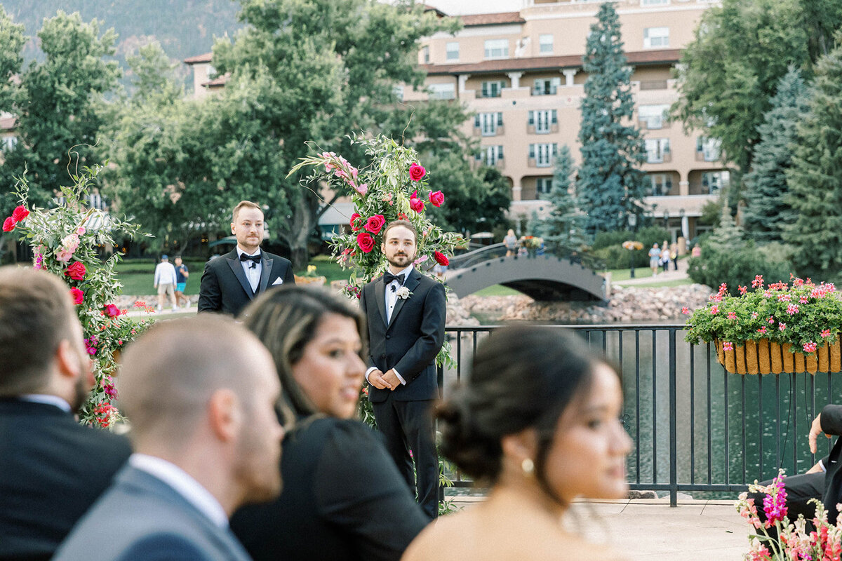 M%2bE_The_Broadmoor_Lakeside_Terrace_Wedding_Highlights_by_Diana_Coulter-44