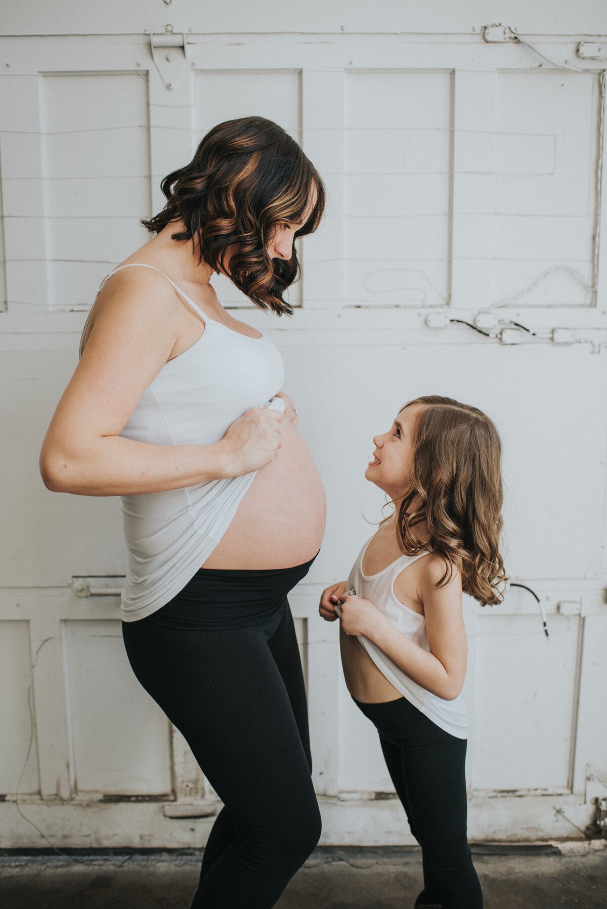 baby bumb photo mother daughter ohio 