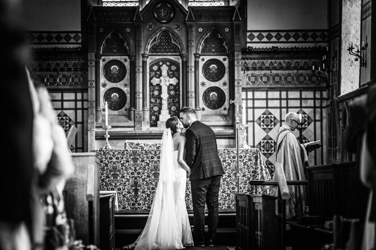 charlottesimon wedding photographer kent-147