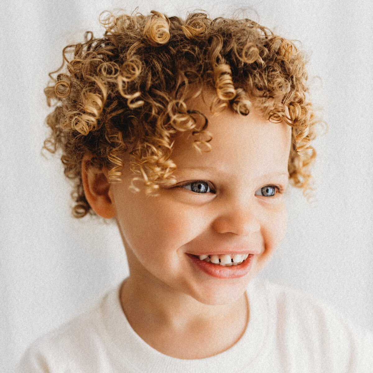 LittleWhitePhotography-Milestone-12