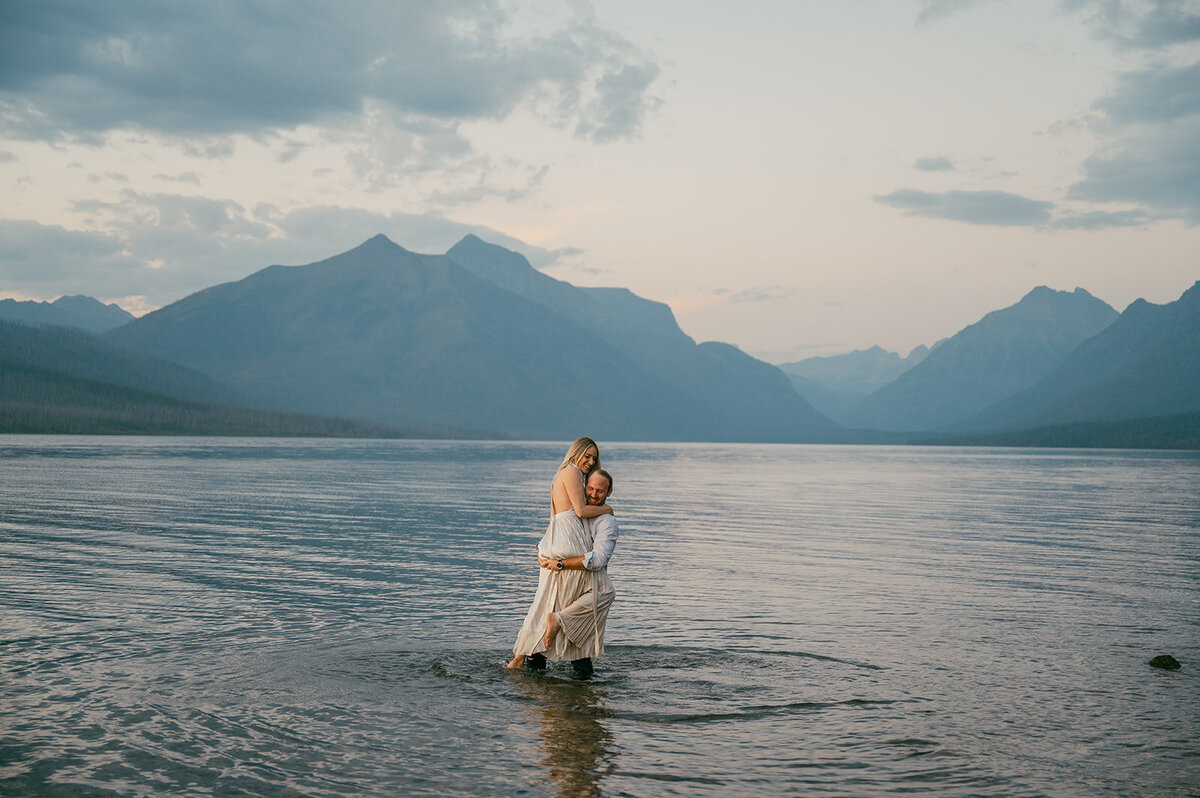 vintage-hollywood-glacier-national-park-elopement-presley-gray-photo1541