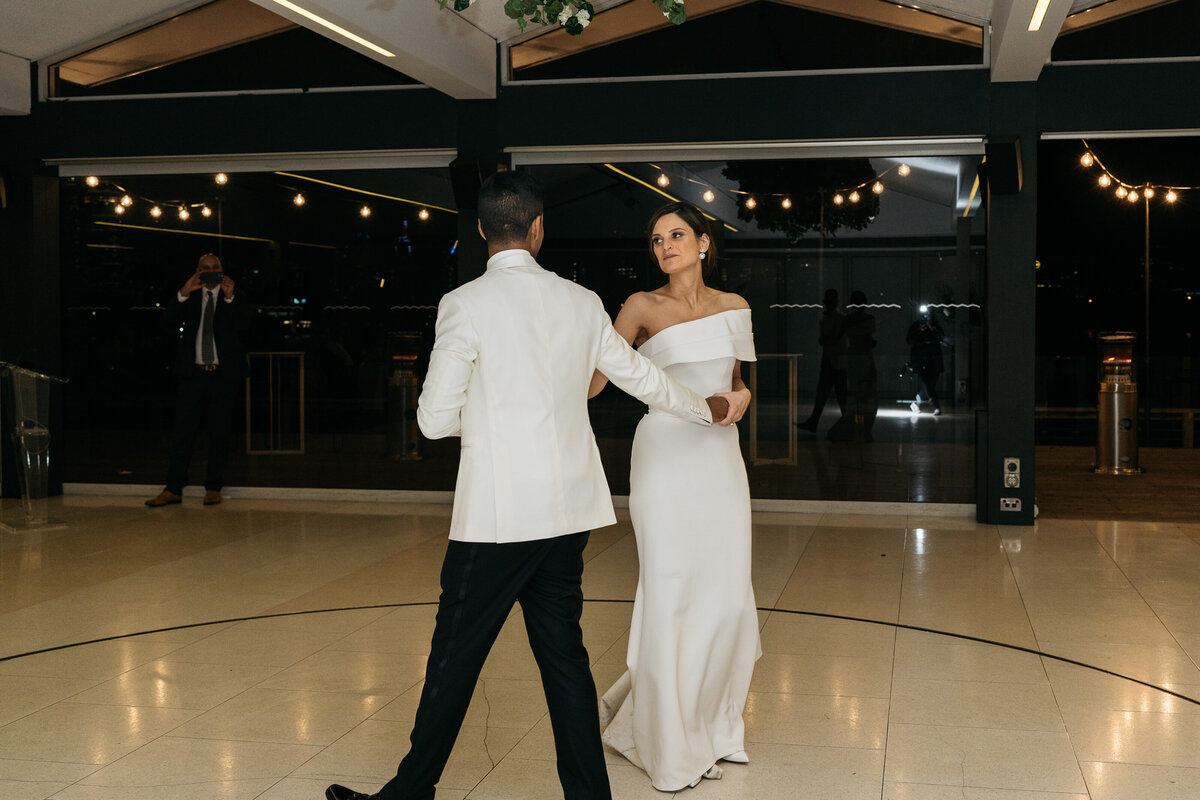 Courtney Laura Photography_ The Carousel Albert Park_ Melbourne City Wedding Photographer_ Viji and Lana-891