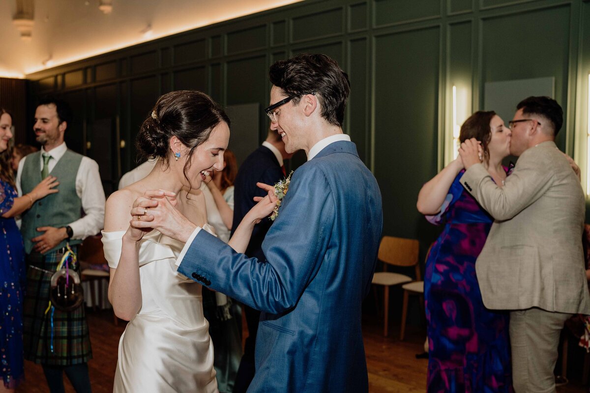 Royal Botanic Garden Edinburgh Wedding Photography by Aberdeen Wedding Photographer Scott Arlow -422